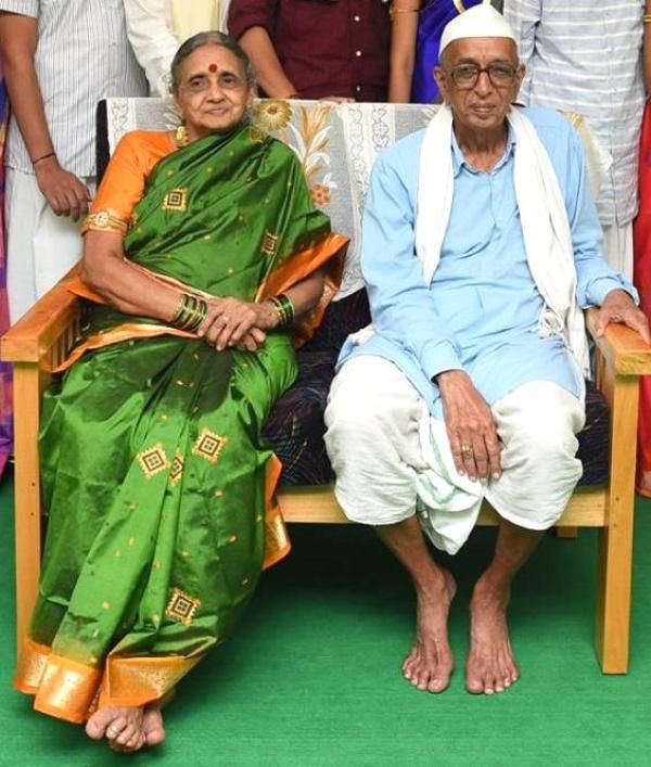 Padres de Vishveshwar Hegade Kageri