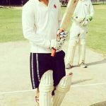 Shivil Kaushik (jogador de críquete), altura, peso, idade, biografia, casos e muito mais
