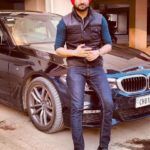 Ranjit Bawa mit seinem BMW