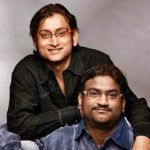 Ajay Gogavale com seu irmão Atul