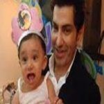 Fakhir-Mehmood s svojo hčerko