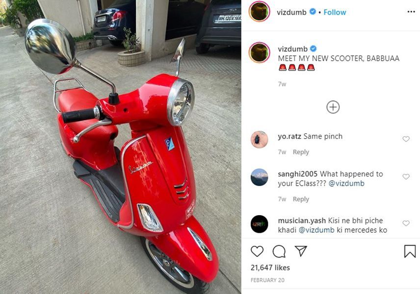 Ritviz falando sobre sua scooter