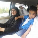 नाजिया इकबाल अपने पति और बेटे के साथ