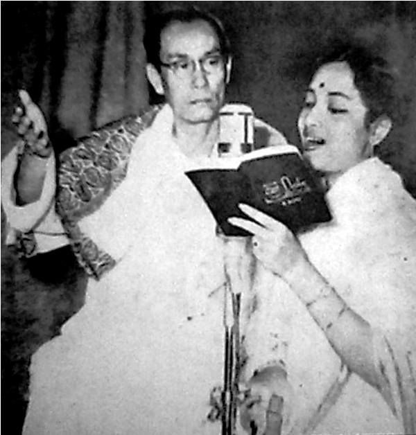 గీతా దత్ తో S. D. బర్మన్ రికార్డింగ్