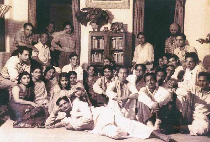 SD Burman con Guru Dutt, Madan Puri, Uma Anand y otros