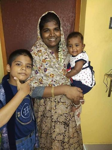 Aranthangi Nisha Bersama Anak-anaknya
