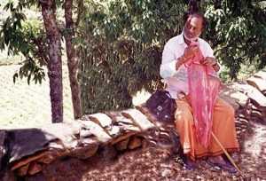 Rajinikanth con Swami Satchidananda
