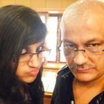 Yashika Anand με τον πατέρα της