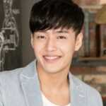 Kang Ha-neul Starost, dekle, žena, družina, biografija in več