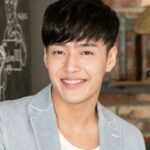 Kang Ha-neul Edad, Kasintahan, Asawa, Pamilya, Talambuhay at Iba pa