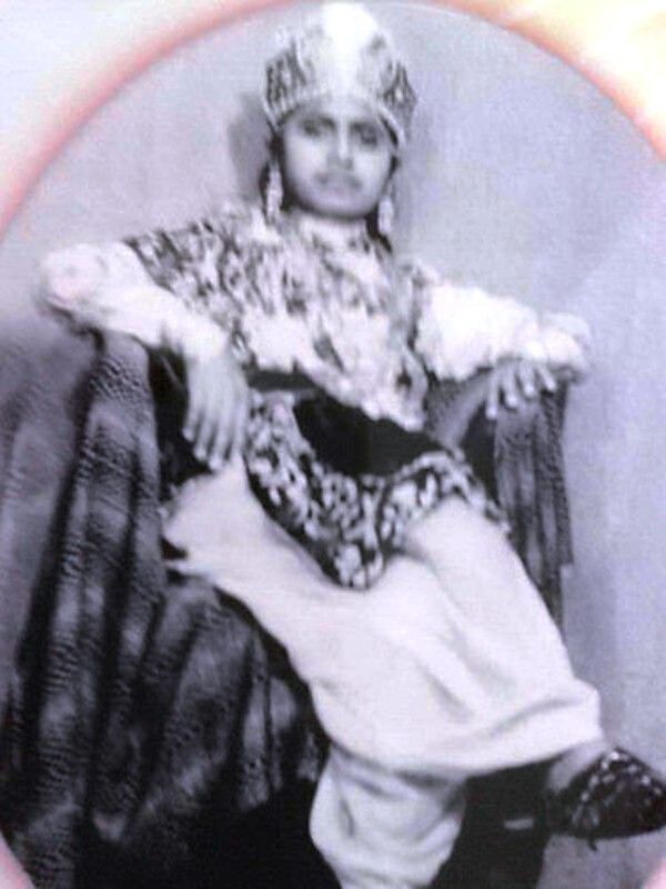 Zdjęcie Dadi Janki z dzieciństwa
