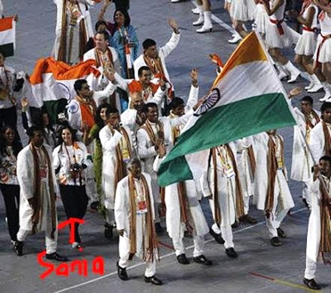 सानिया मिर्ज़ा 2008 बीजिंग ओलंपिक के उद्घाटन समारोह के दौरान
