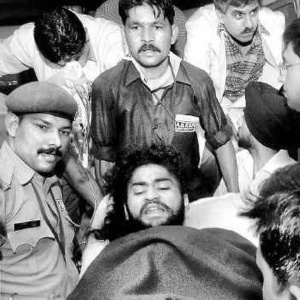 संदीप सिंह एक आकस्मिक बुलेट शॉट में घायल होने के बाद पीजीआईएमईआर चंडीगढ़ पहुंचे