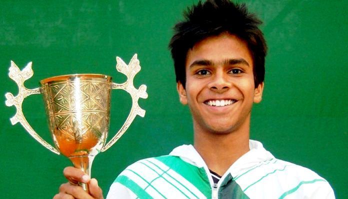 Sumit Nagal nakon pobjede na teniskom turniru tijekom djetinjstva