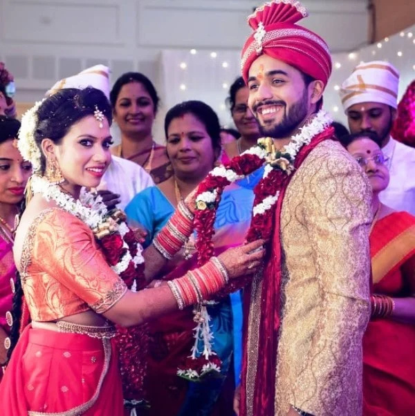  Sanil Shetty under ekteskapsseremonien