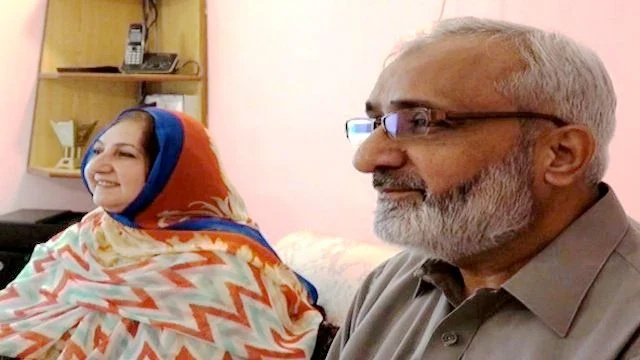   Bismah Maroof's father and mother