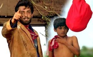 Karanvir Bohra com a jove Tejaa a la pel·lícula