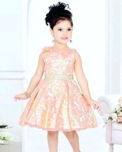 Aayesha Vindhara jako model dziecka