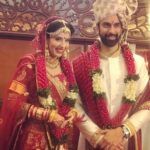 Charu Asopa dan Rajeev Sen di pernikahan mereka
