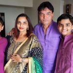 Sonali Jaffar abikaasa ja poegadega