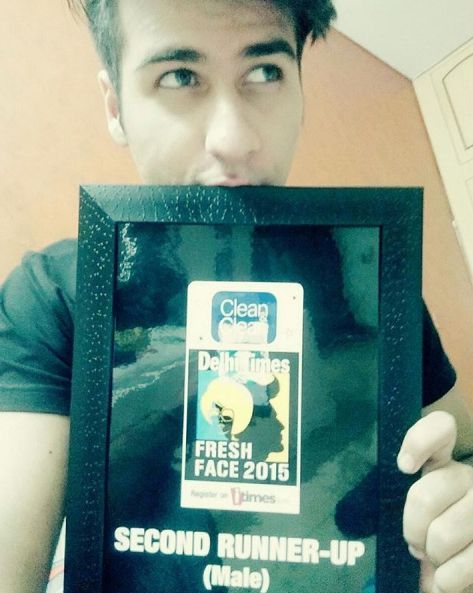 Ritvik Arora como o segundo vice-campeão do Clean And Clear Fresh Face 2015