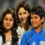 Anjali Tendulkar con su hijo y su hija