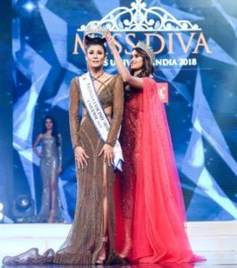 Nehal Chudasama con Miss Diva Miss Universe 2017, Shraddha Shashidhar