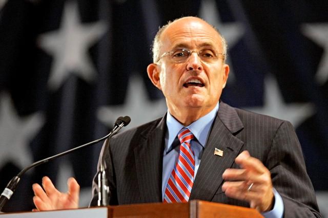Rudy Giuliani Größe, Gewicht, Alter, Biografie, Frau & mehr